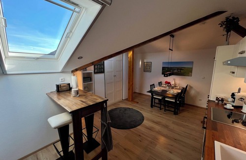 Johannisberg Apartment | Cozy vacation apartment "Zum Spätlesereiter" with balcony