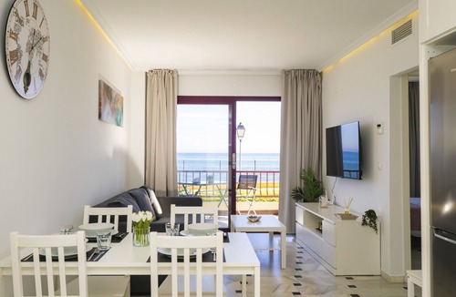 Mijas Apartment | Cubo's Apartamento Lubina Sun & Beach/beachfront/air conditioning/free wifi