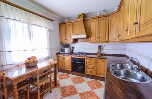 Alhaurin de la Torre Villa | Cubo's Villa Torre Encina/air conditioning/free wifi/private pool/terrace