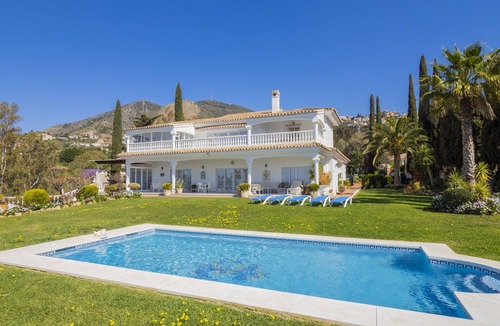 Benalmadena Villa | Cubo's Villa Las Colinas/Private pool/wifi/air conditioning