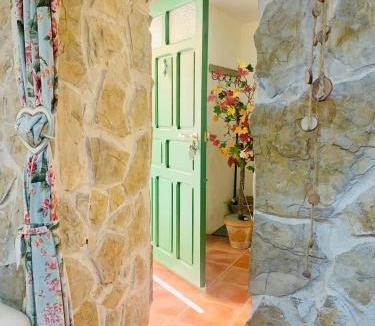 Alloza Apartment | Cueva Colorin Alloza.