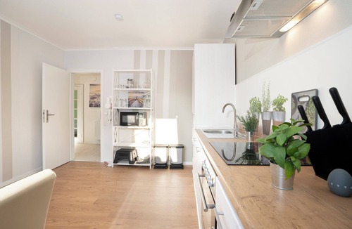 Klenzau Apartment | Daddeldu vacation apartment with balcony in Holstein Switzerland