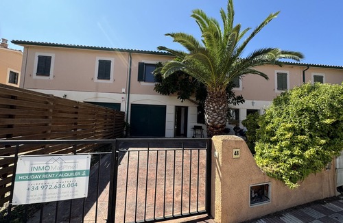 Mas Pinell Ski Chalet | Daró 3D 48 - close to the beach, A/C, WiFi and parking