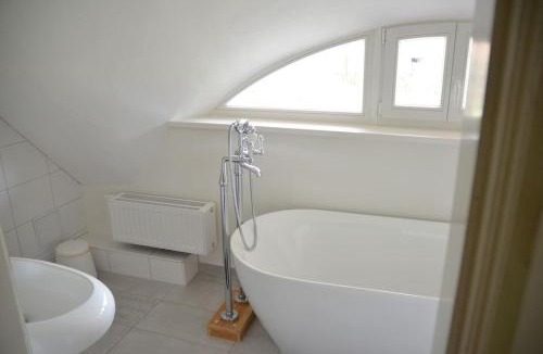 Modlich Apartment | Deichkind - Reetdachhaus direkt am Elbdeich