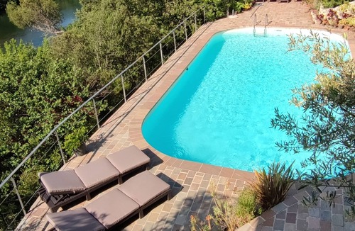 Collias Apartment | Delightful Riverside Apartment with River Views, The Upper 2