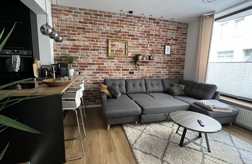 Oststadt Apartment | Design apartment store window very centrally located