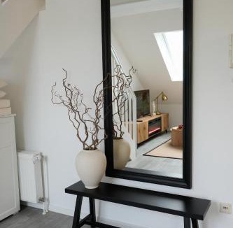 Wuelfel Apartment | Designer Apartment an der Leineinsel in Hannover, direkt am Wasser in ruhiger Laage, Messeapartment