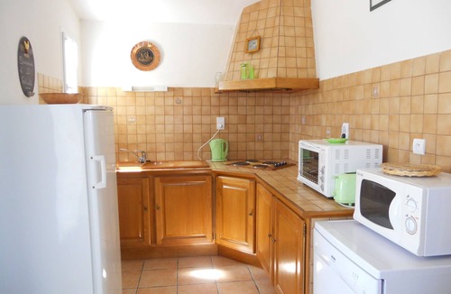 Bessas House | Detached house, playground, table tennis, heated swimming pool, pétanque, fitness