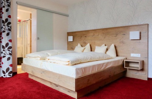 Oberkirch Hotel | DEVA Hotel Renchtalblick