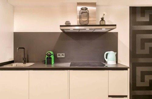 Dreta de l'Eixample Apartment | Diagonal Amazing 3BD with private garden