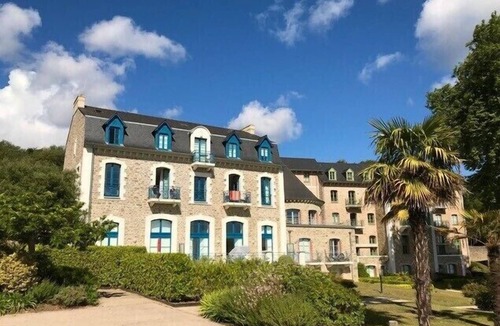 Dinard Apartment | Direct Priory Park -Exceptional beach view St Malo St Servan Solidor