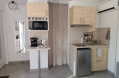 Saint-Martin-de-Londres Apartment | DOMAINE CHANTE-CEVENNES