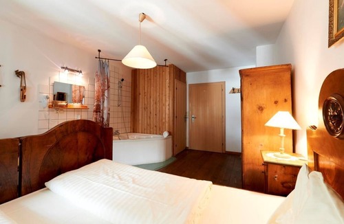 Grosskirchheim House | Double room - Hotelchen Döllacher Dorfwirtshaus
