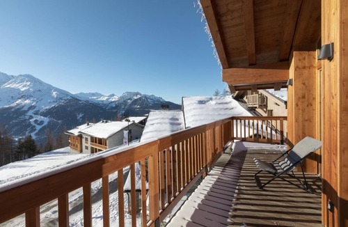 Les Eucherts Apartment | Duplex 200m², full services 4 *, 5 bedrooms, 5 bathrooms/d, south balcony and 3 parking spaces