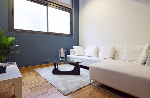 El Putget i Farro Apartment | Duplex with 3 habit 6 pax near the Teknon with access to pool - Free WiFi