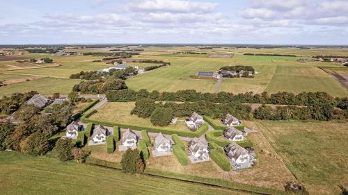Den Burg Villa | Dutchen Waddenduyn