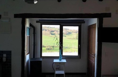 Santa Maria de Cayon Apartment | El Pajar, rustic apt. & gardens with sheep & hens