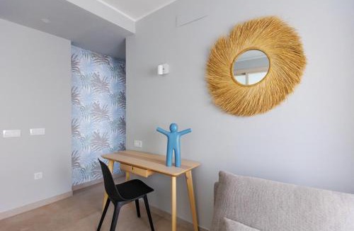 Puerto del Rosario Apartment | Elegant 2 Bedrooms Flat 5 minutes from the sea & free parking