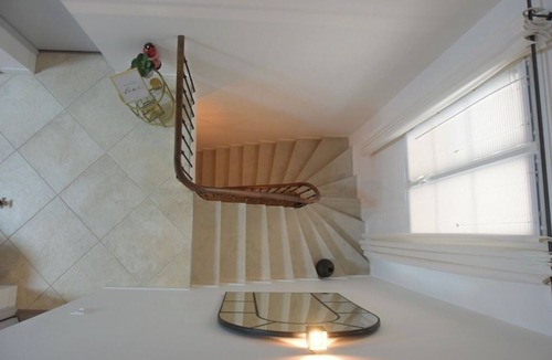 Centre Historique Apartment | Elegant getaway Loft Rossini in Narbonne