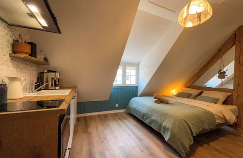 Sarreguemines Apartment | English cottage - Atypical accommodation