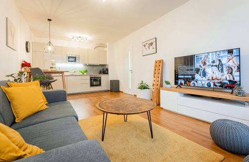 Hlubocepy Apartment | Enjoy Garden & Grill & Aquapark, close to the city center of Prague