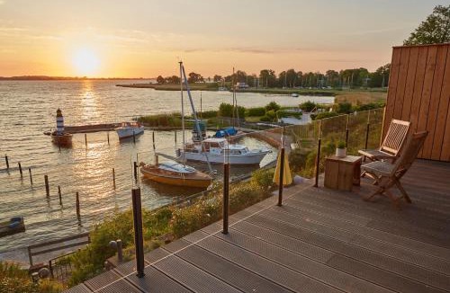 Stexwig House | Entspannt Urlauben am Wasser Ferienhaus "Schuppen 23" für bis zu vier Personen!