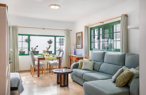 Los Cocoteros House | 90 m² House ∙ 2 bedrooms ∙ 4 guests