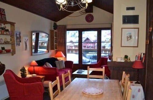 Arc-1950 Apartment | Fabulous Arc 1950 Apartment. Genuine Ski In-Ski Out. Balcony. Stunning Views