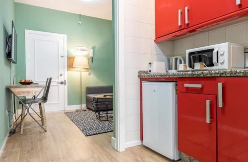 Museo Apartment | Fantastic apartment. 4px center and next to Triana - AC/WFI