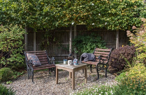 West Malling Cottage | Farriers Cottage - a holiday let that sleeps 6 guests in 3 bedrooms