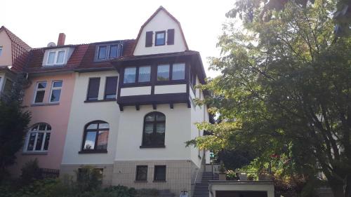 Lobervorstadt Apartment | Ferienwohnung Im Dichterviertel