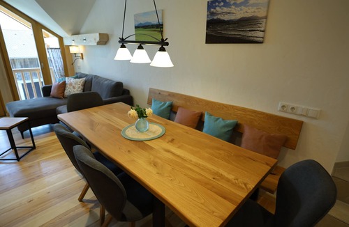 Chieming Apartment | Ferienwohnung Kleeblatt