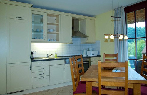 Glowe Apartment | FH Luisa to the beach only a few minutes walk quiet location - FH Luisa to the beach only a few minutes walk