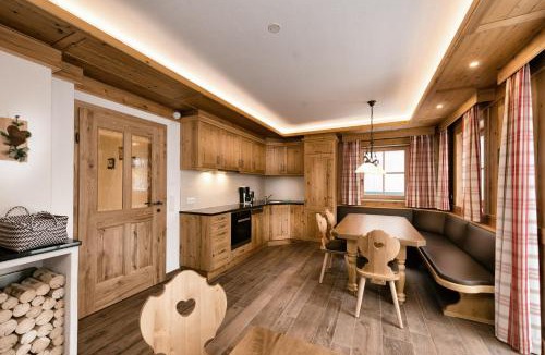 Zauchensee Ski Chalet | FIRSTpeak Chalets