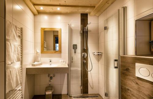 Zauchensee Ski Chalet | FIRSTpeak Chalets