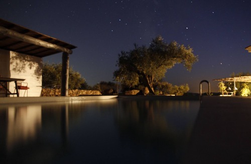 Almoharin Villa | Five star villa with fabulous swimming pool