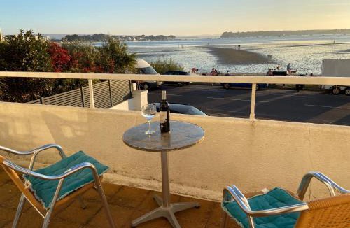 Sandbanks Apartment | Flat 7 Sand Acres