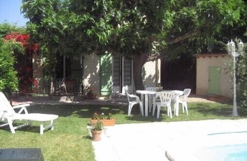 Verquieres Apartment | For your vacations, let's go visit the Provence !