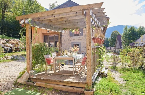 Aillon-le-Vieux House | Former cowshed at the foot of Mont Colombier in Les Bauges at 920m