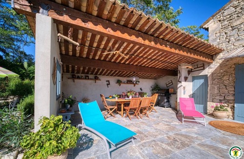 Saint-Paul-Trois-Chateaux House | 93 m² Gîte ∙ 3 bedrooms ∙ 6 guests