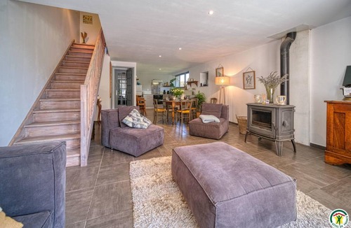 Saint-Paul-Trois-Chateaux House | 93 m² Gîte ∙ 3 bedrooms ∙ 6 guests