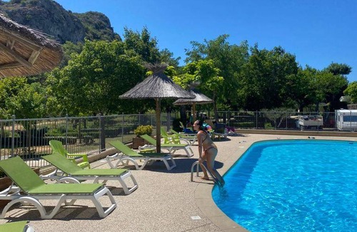 Saint-Sauveur-de-Cruzieres House | 24 m² Mobile home ∙ 2 bedrooms ∙ 5 guests