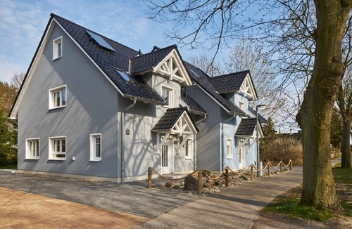 Kroeslin Cottage | Freester Kapitänshäuser