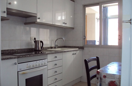 Benidorm Apartment | Front Line 4th floor La Goleta Apt Overlooking Benidorm Island And Levante Beach