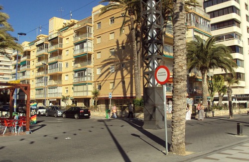 Benidorm Apartment | Front Line 4th floor La Goleta Apt Overlooking Benidorm Island And Levante Beach