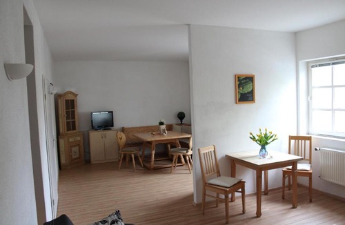Ebern House | Gästehaus Glaubenstein