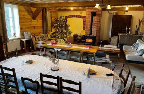 Le Poizat-Lalleyriat House | Gîte du Moul'Ain Jura 200m2 15 pers