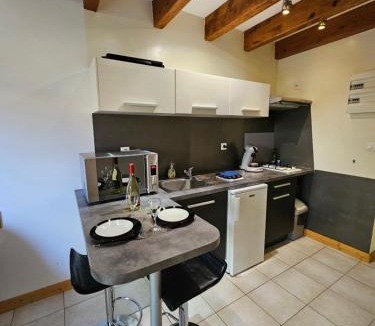 Mireval Apartment | Gîte Les Palmiers L'Escapade Des Flamants Roses