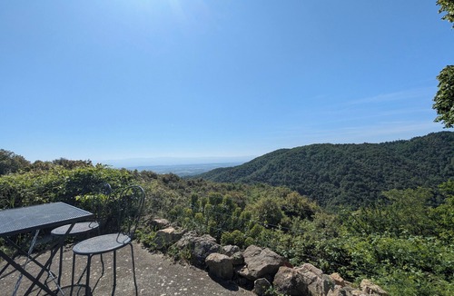 Tournon-sur-Rhone House | Gîte - nature, calm, hiking, tourism in Ardèche verte