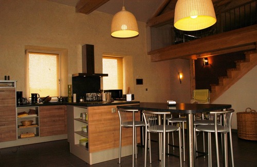 Verrieres House | Garden in Oak Duplex 130 m2 4-8 pers. heated pool. Wireless